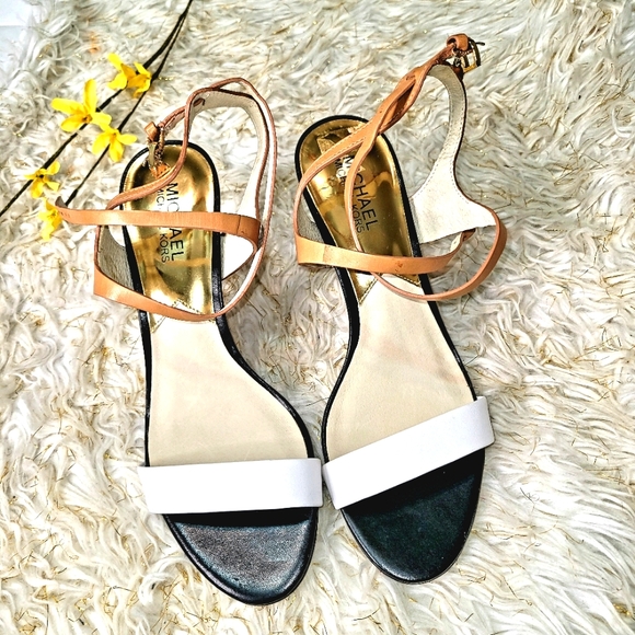 Michael Kors heels - Picture 1 of 7